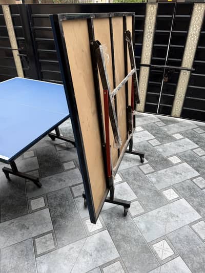 Used table tennis table