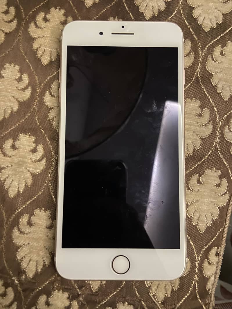 Apple iPhone 7 Plus 1