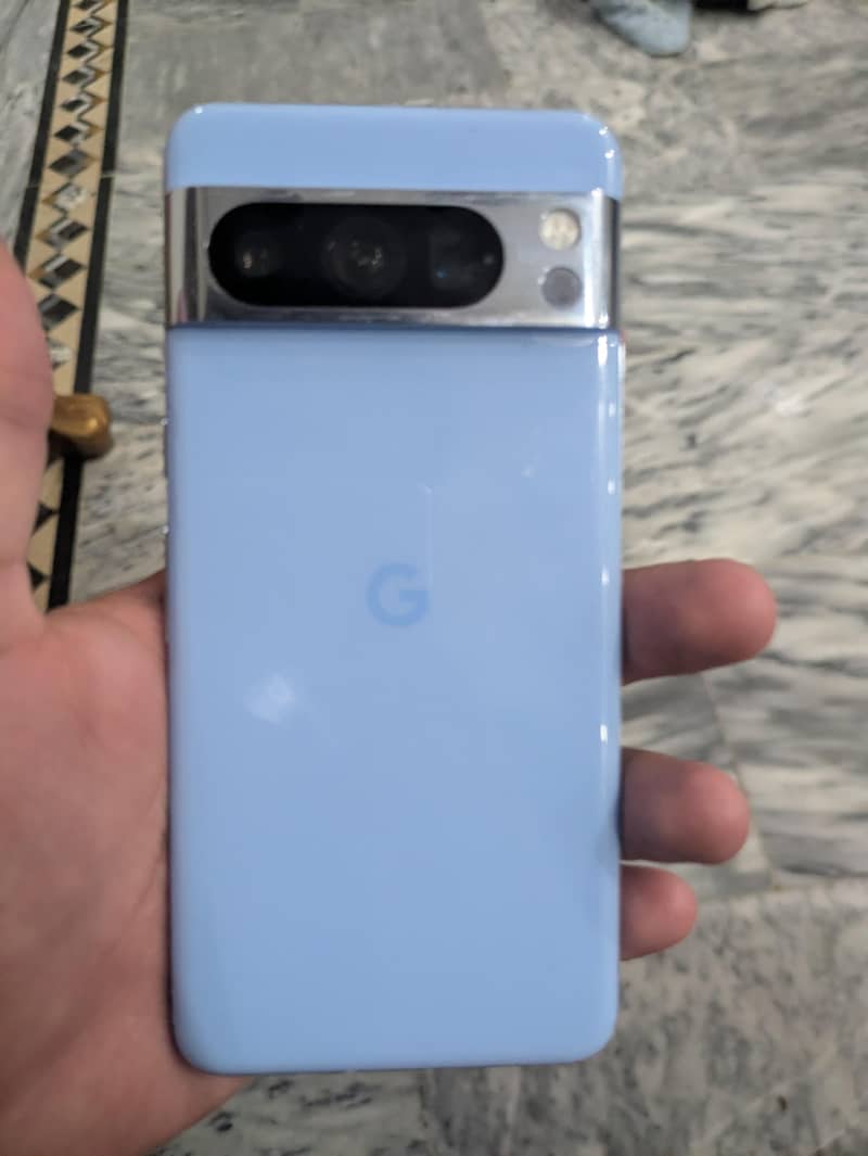 Google Pixel 8 Pro 0