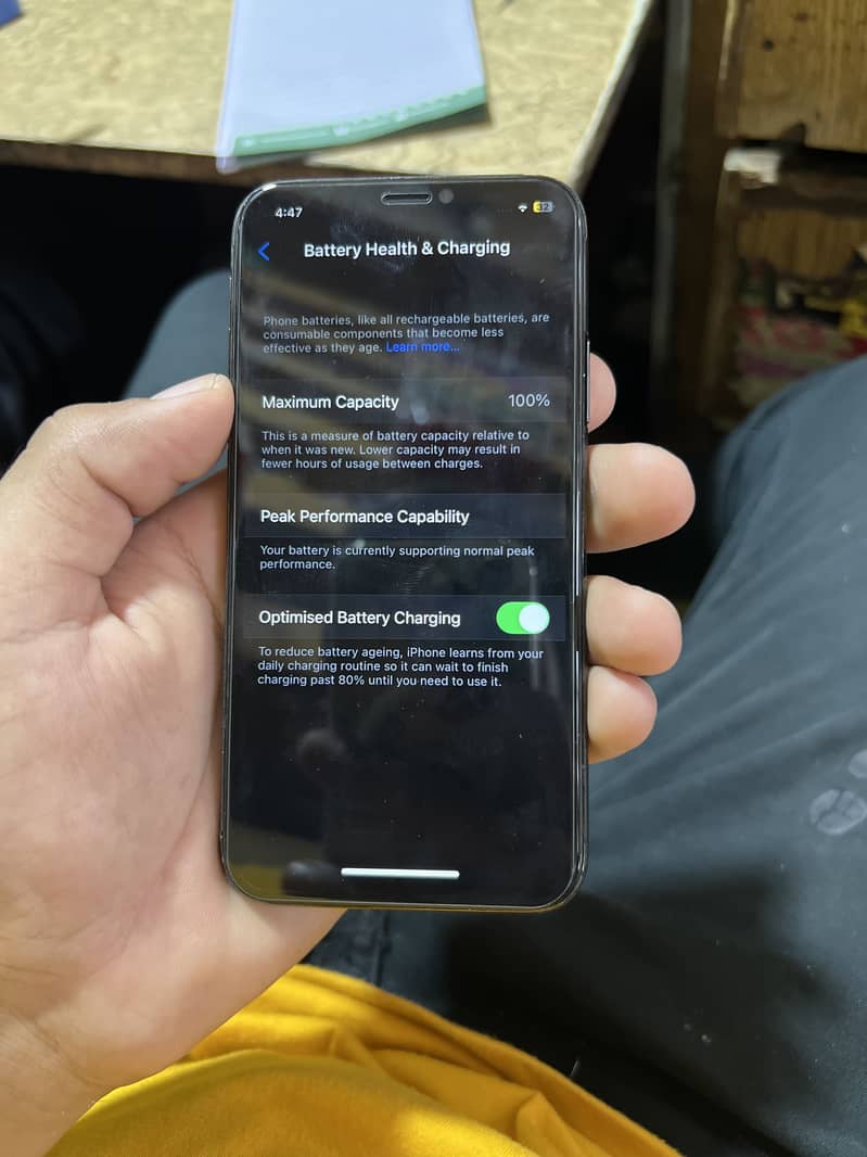 Apple iPhone X 3