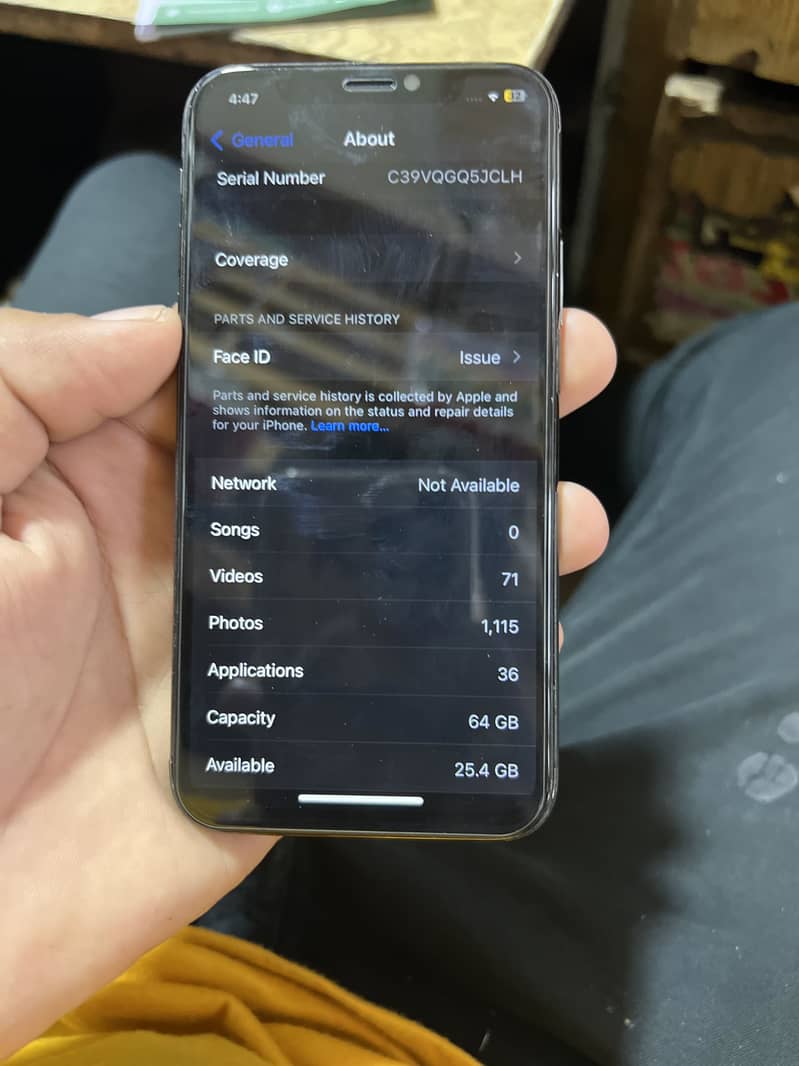 Apple iPhone X 4