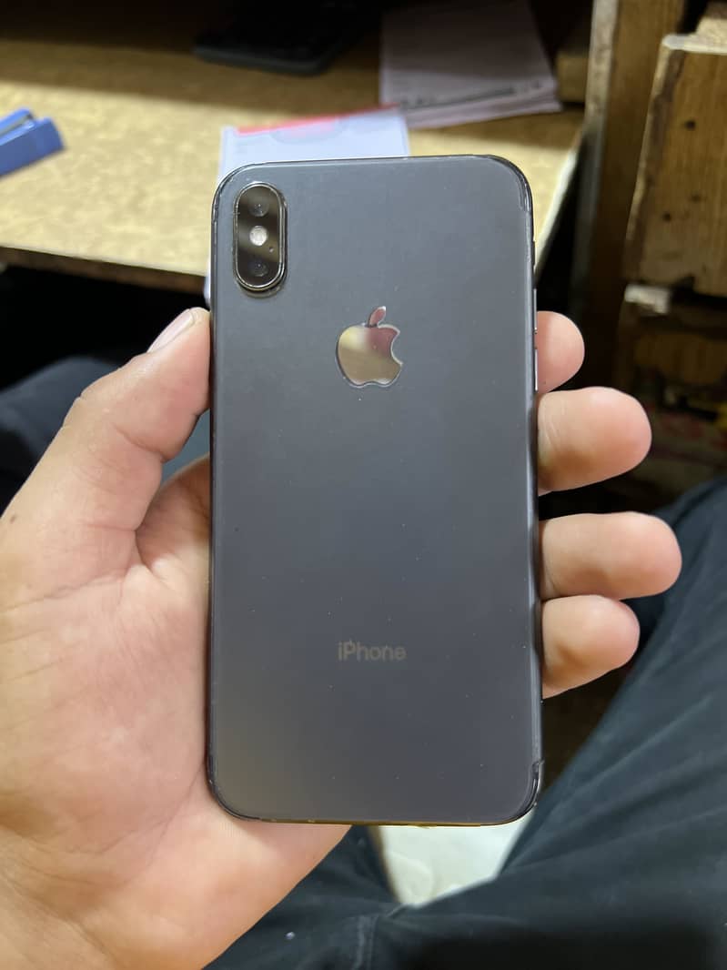 Apple iPhone X 6