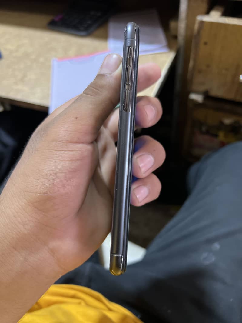 Apple iPhone X 8