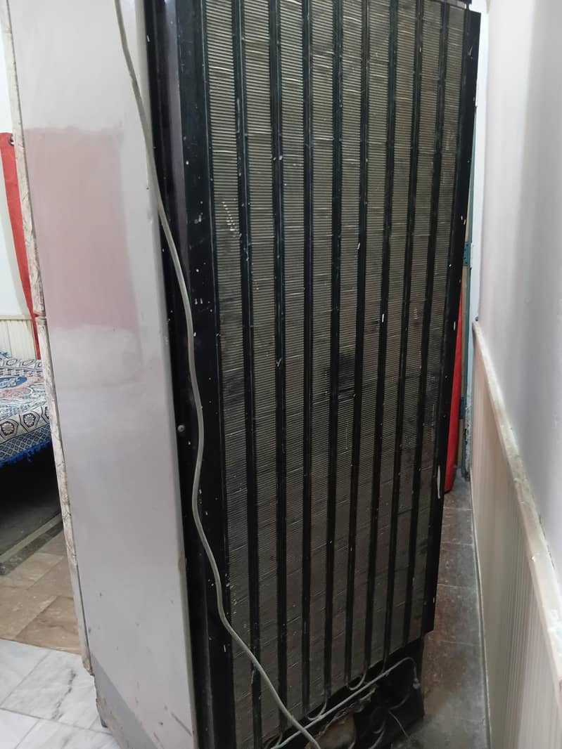 Refrigerator 5