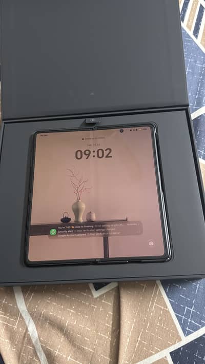 Honor Magic V3