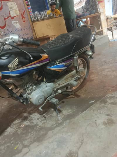 honda 125 2010 model original condition h engine head pack 03270039147