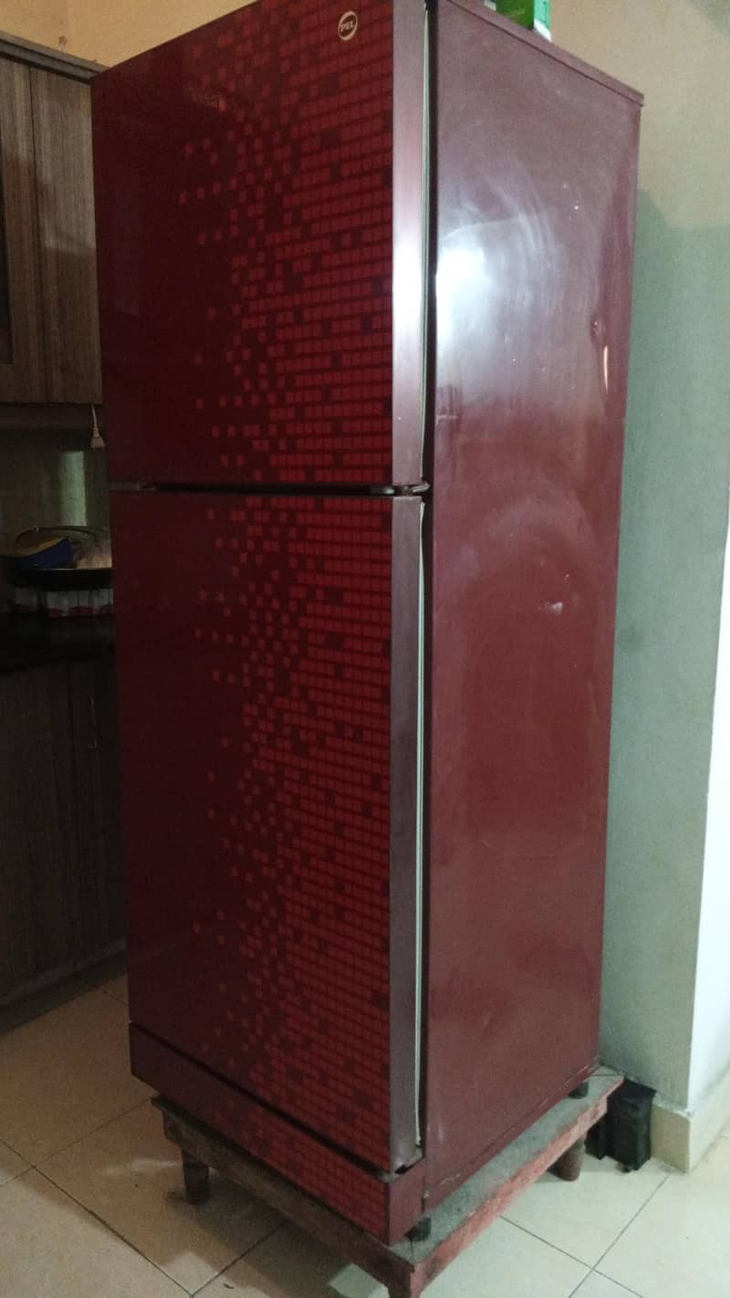 Refrigerator 0