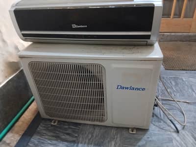 Dowlance AC for sale good condition