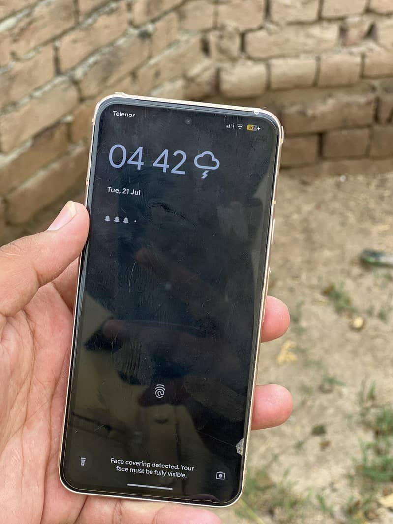 Google Pixel 8 4