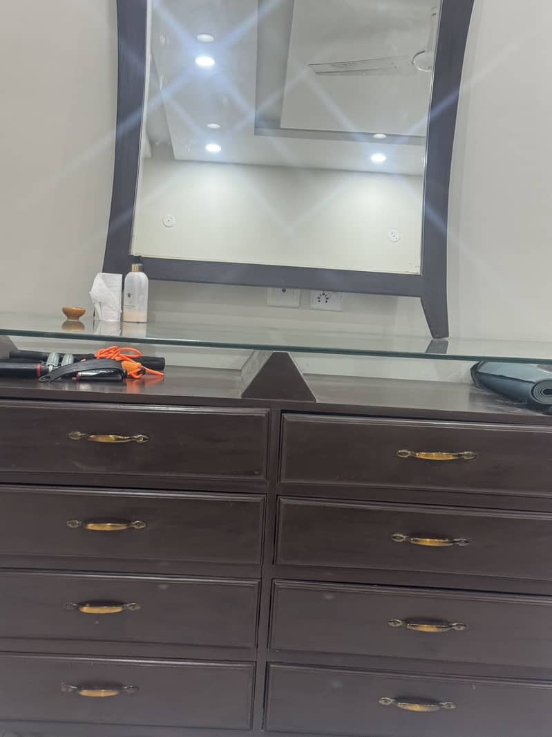 Dressing table 2