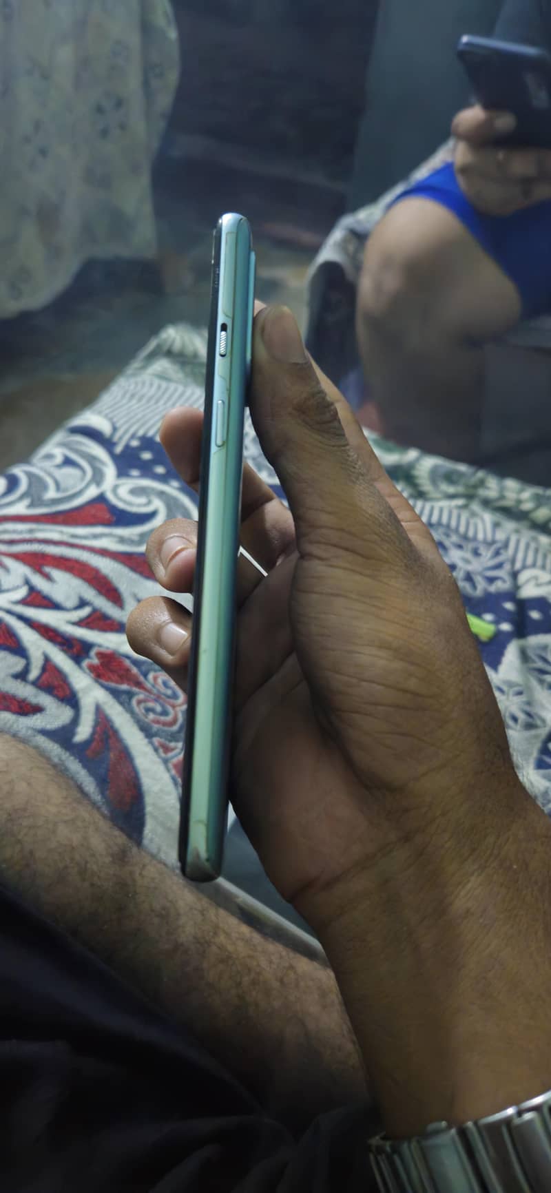 One Plus 9R 3