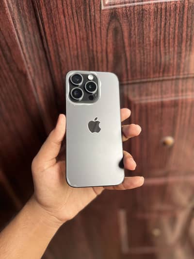 iPhone 15 Pro - 88 Health (Original) - Black Titanium - 128 Gb (Jv)