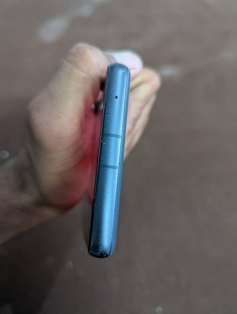 Google Pixel 7A 3