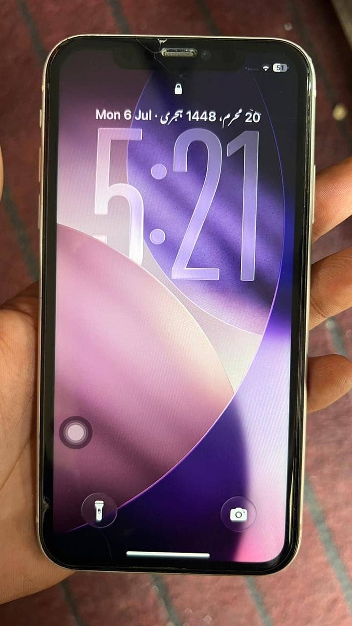 iPhone 11 2