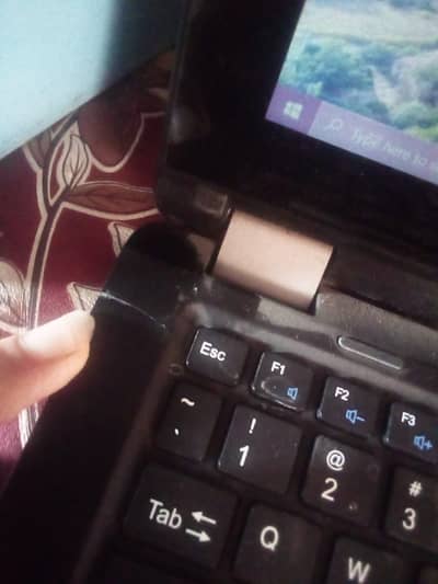 Haier chrome laptop good condition reasonable price