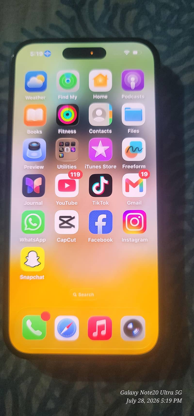 Apple iPhone 15 7
