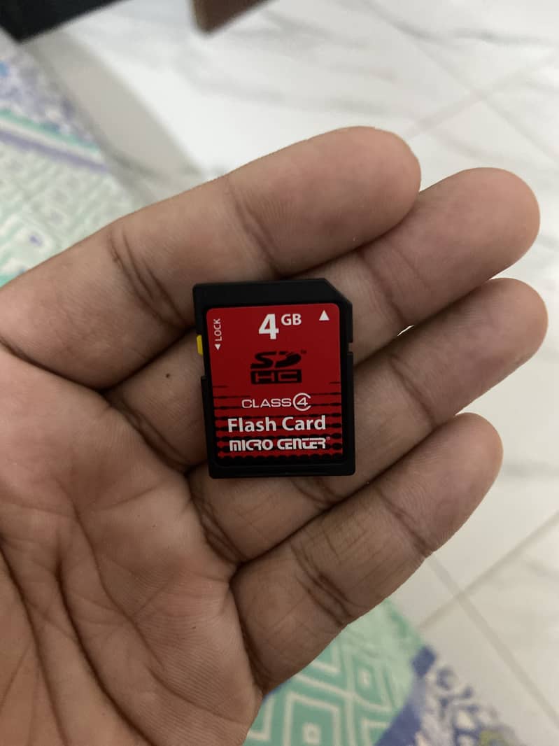 4 gbMemory card 0