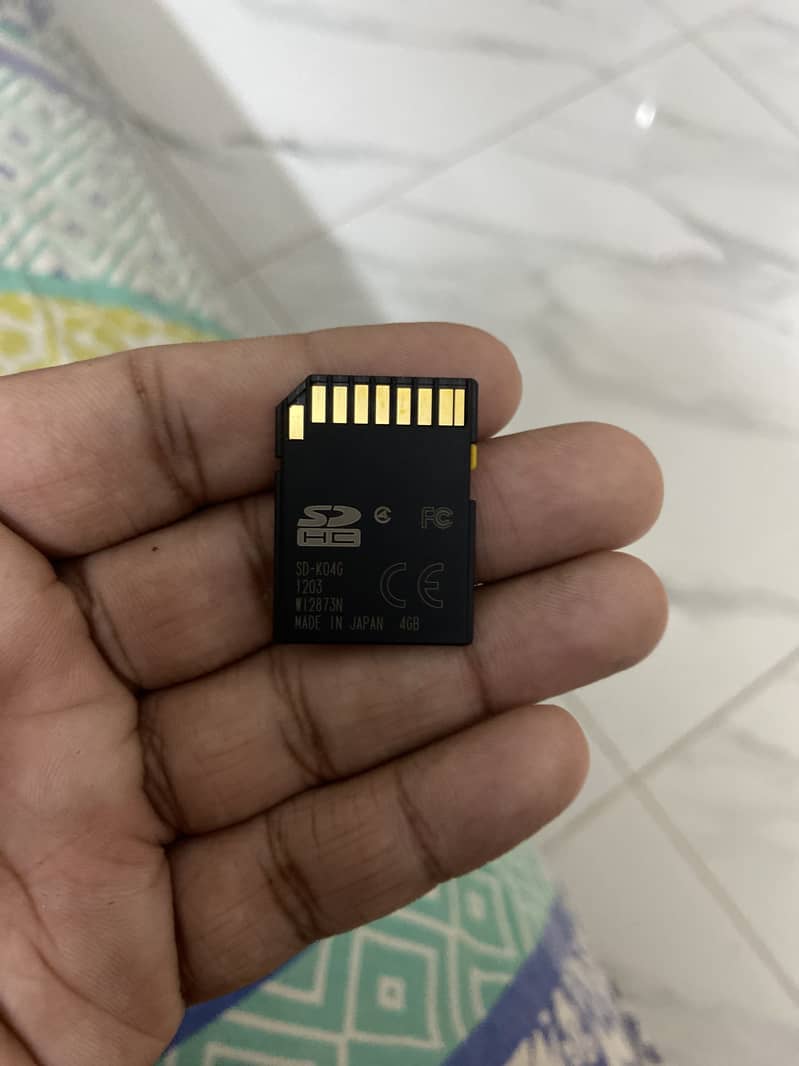 4 gbMemory card 1
