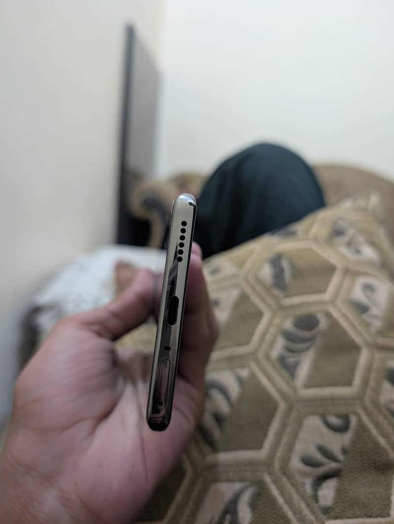 Tecno CAMON 40 Pro 5