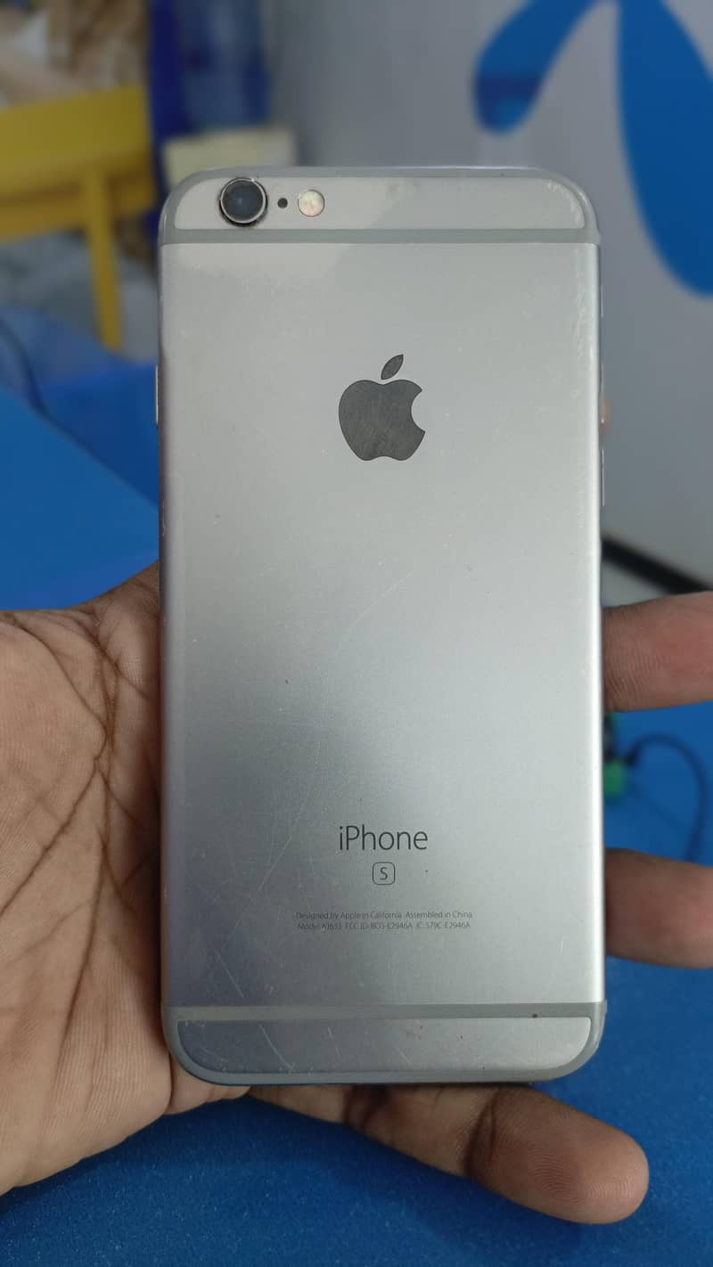 Apple iPhone 6S 1