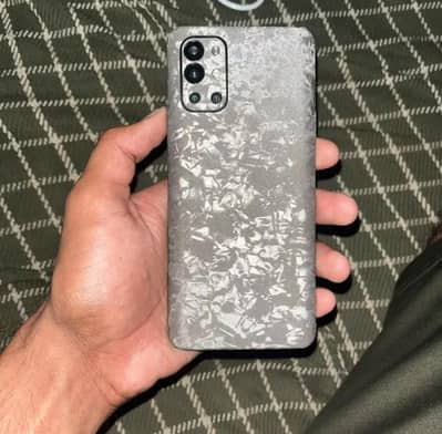 One Plus 9R