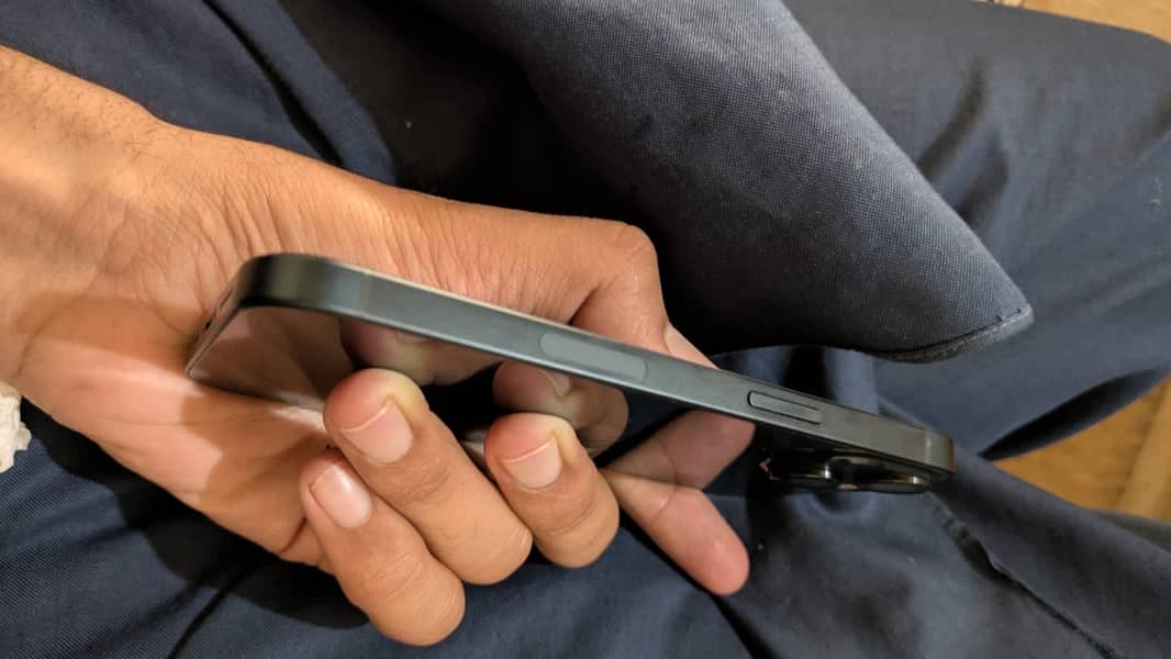 Apple iPhone 13 1