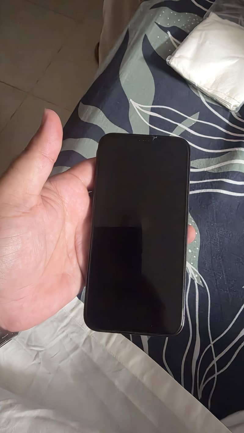 iphone 12 pro 2