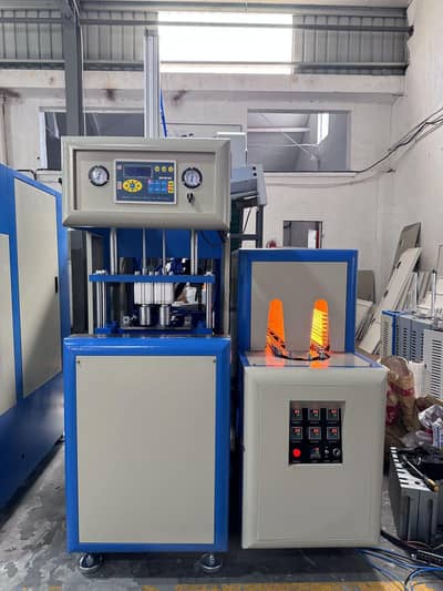2 Cavity Blowing Machine