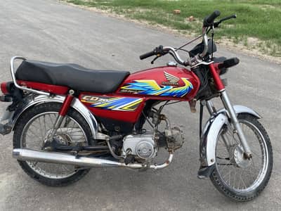 Honda CD 70 (Red Colour)