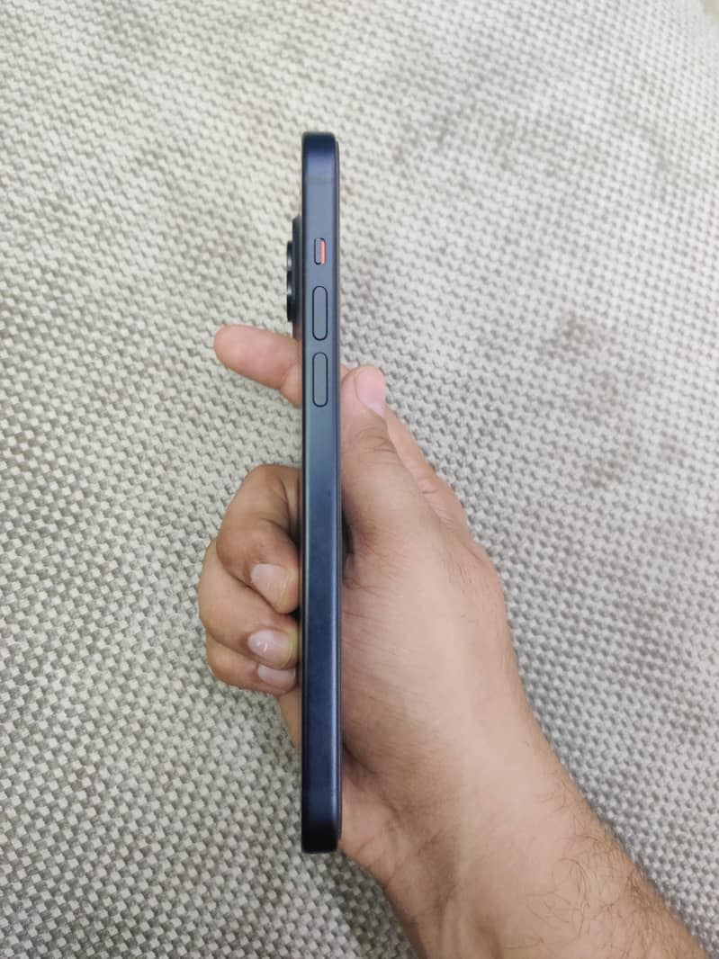 Apple iPhone 15 plus 2