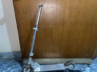 Folding scooty for sale