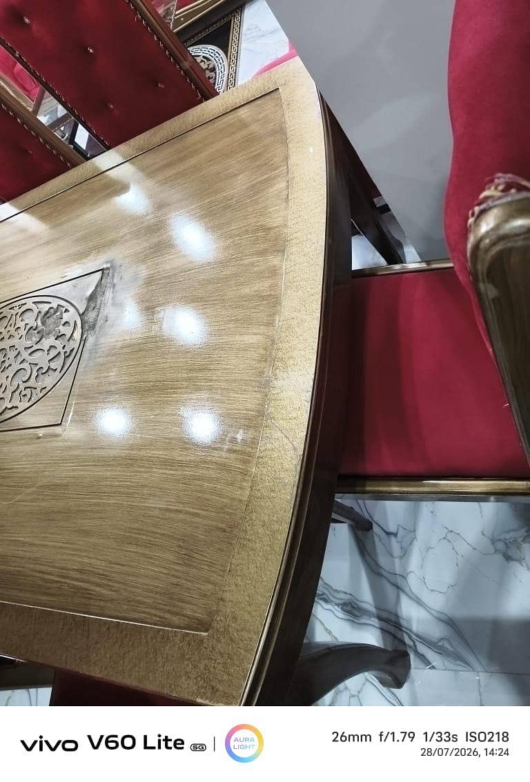 Dining table full set in good condition 5
