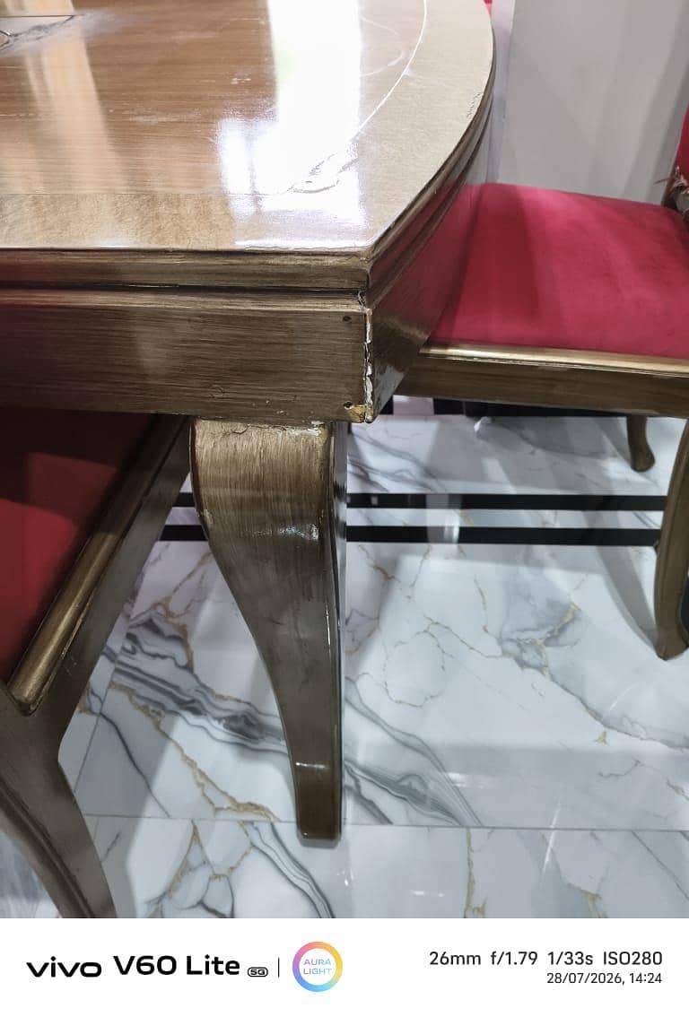 Dining table full set in good condition 6