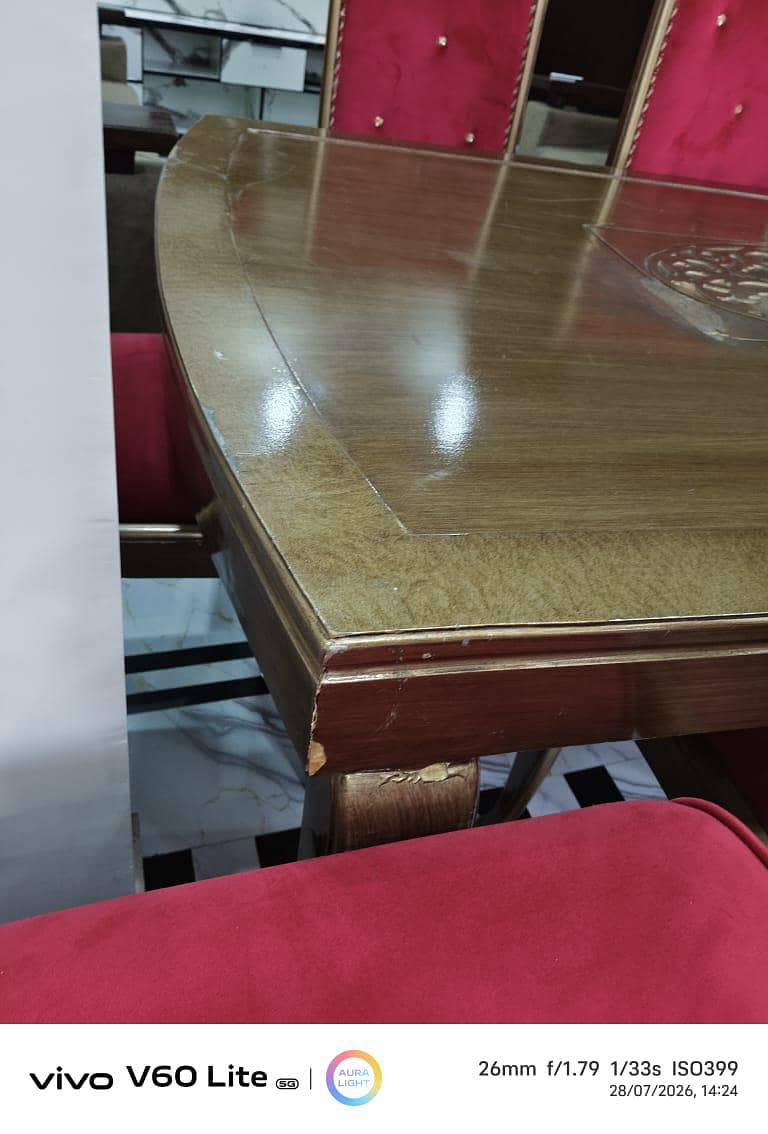 Dining table full set in good condition 10