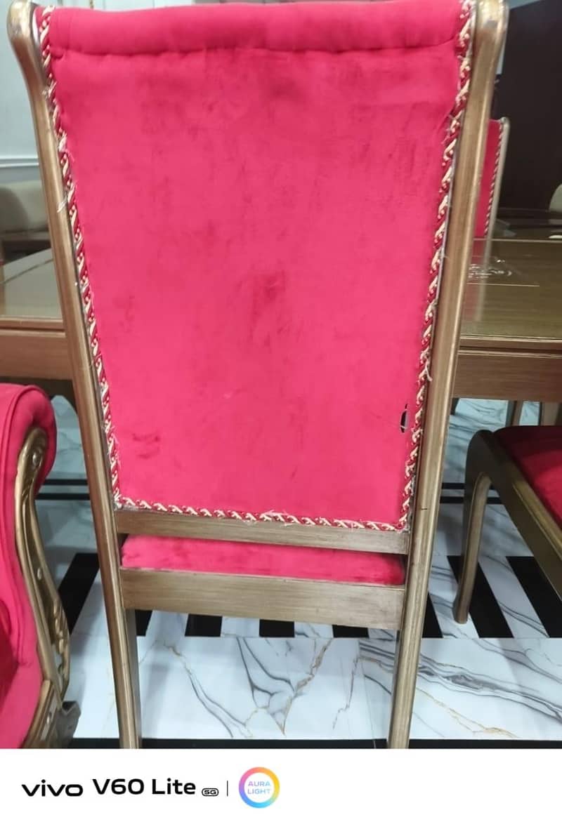 Dining table full set in good condition 12