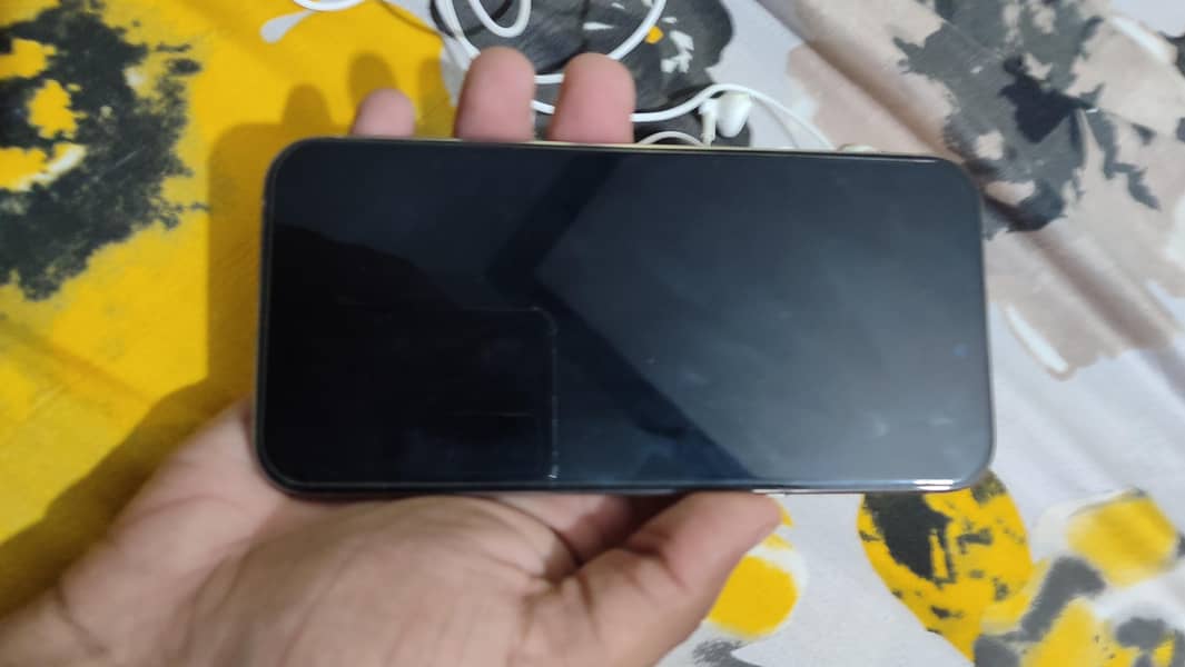 iPhone 15 pro max 5