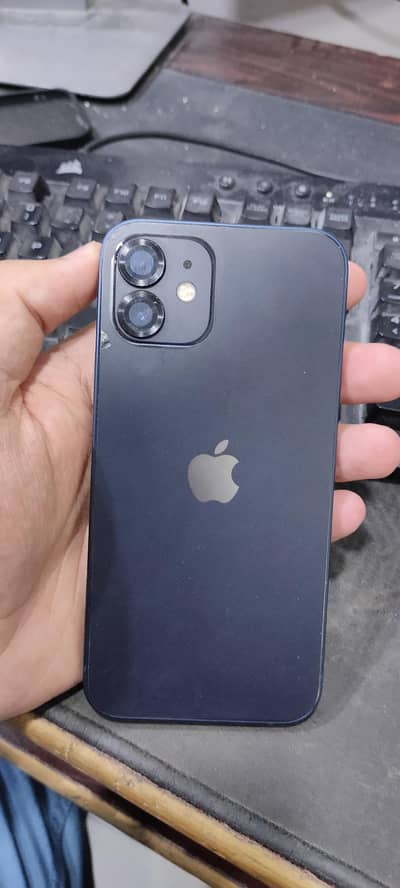 Apple iPhone 12