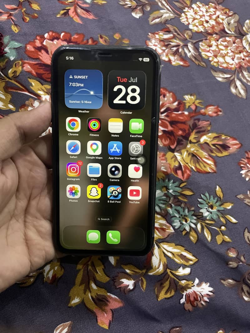Apple iPhone 11 1