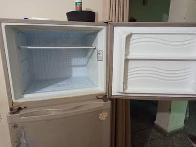 dawlance refrigerator 9/10 condition