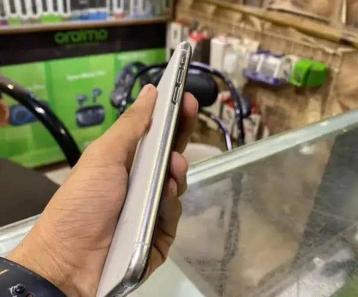 Apple iPhone X 1