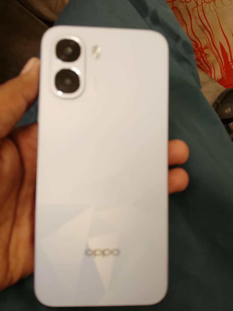 OPPO A6k 1