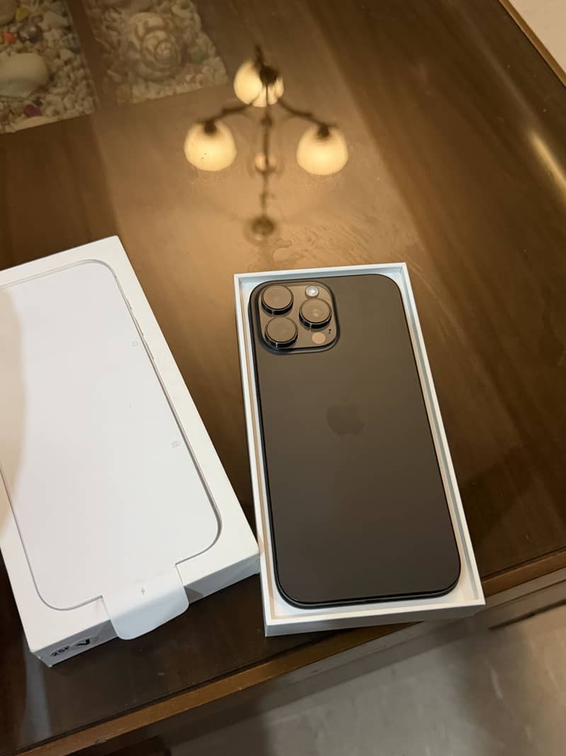 Iphone 16 pro max 0