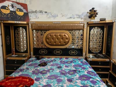Bed Set + Almari + Dressing Table for Sale | Excellent Condition