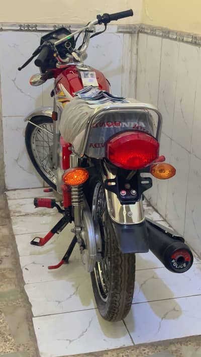 Honda 125 24/25 model pata 25 ka hai registration bi 25 ki hai