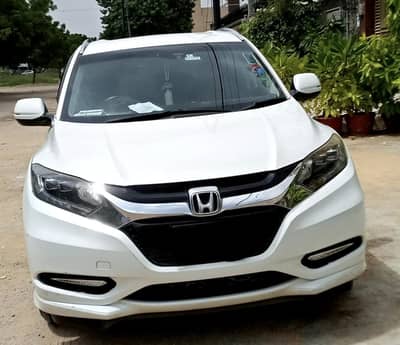 Honda Vezel Z Hybrid Fully Loaded Full Original 1st Owner Urgent Sale:
