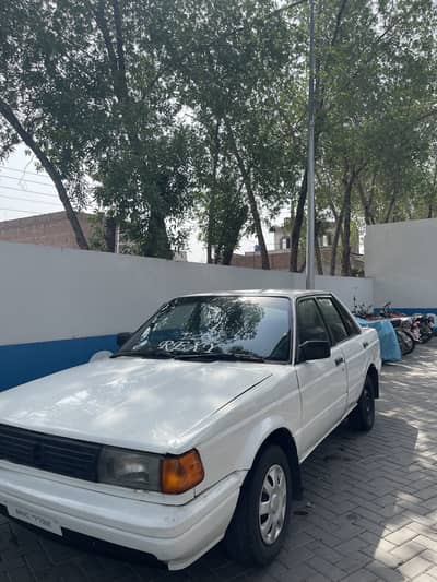 Nissan Sunny 1989
