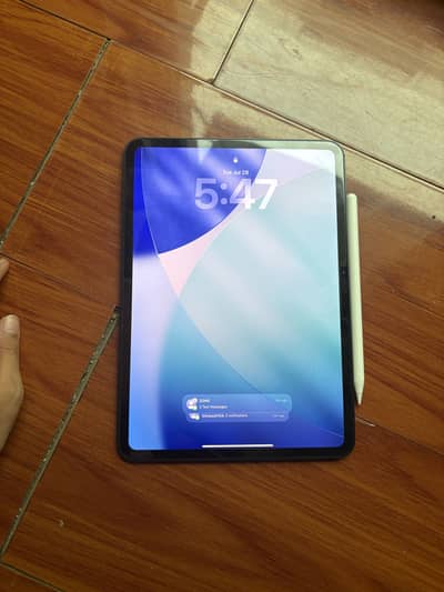 IPAD M4 Pro 256 GB WITH WARRANTY