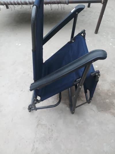 Bendable chair
