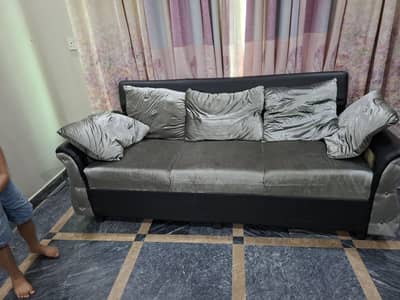 3+2+1 Modern SILVER GREY/Black Sofa Set for SALE - Urgent