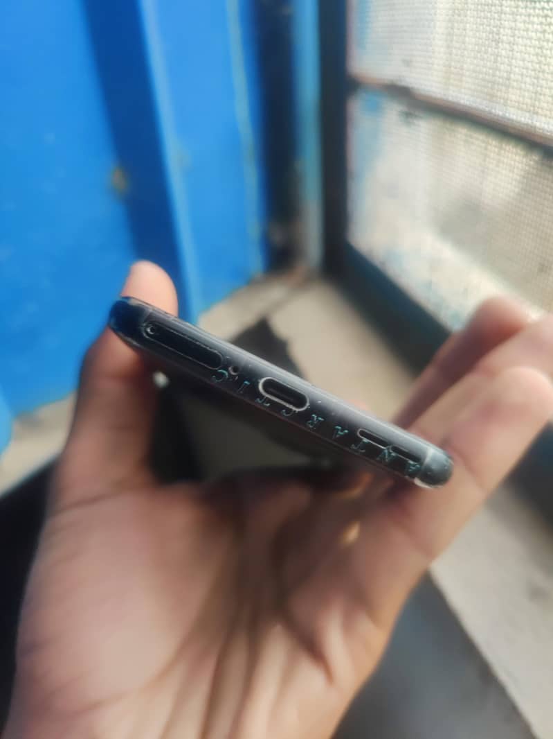 One Plus 9R 6